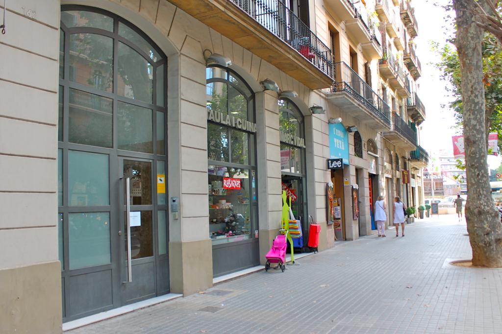 Tamarit Apartments Barcelona Exterior photo